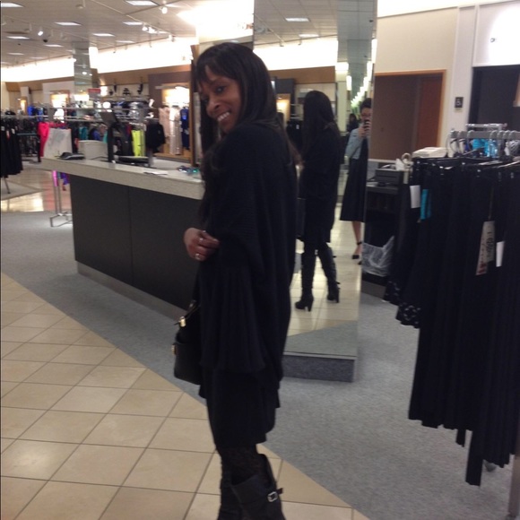 Meet your Posher, Sylvia - Picture 1 of 3